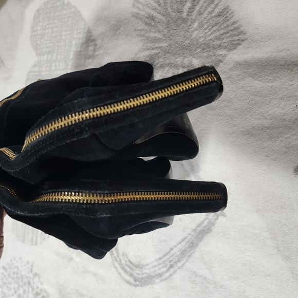 Vince Camuto Carleen Suede Knee-High Black Women's Boots - Size 8M - Picture 4 of 5